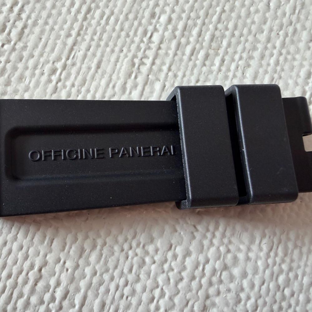 Panerai Black Rubber Strap Accessory MX0011QQ - BRAND NEW in Bag - Picture 8 of 16